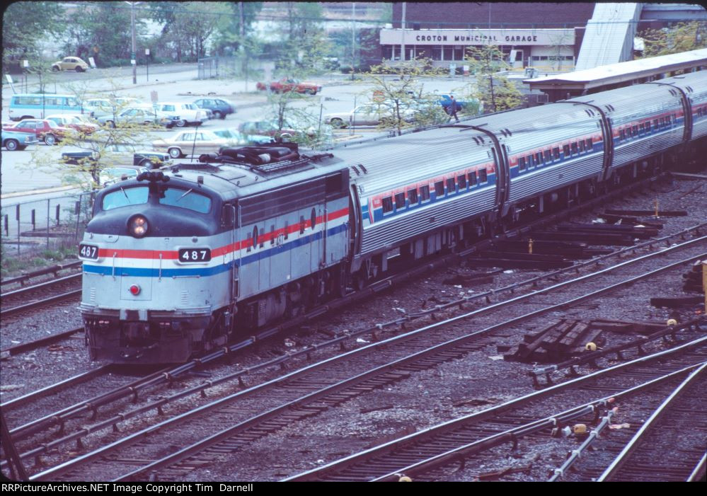 AMTK 487 on train 63 The Maple Leaf